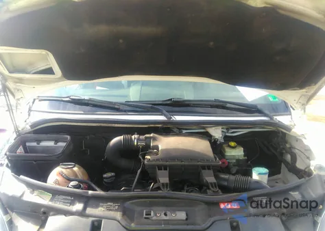 2011 Mercedes-Benz Sprinter 2500 High Roof из США, поврежденный, VIN WD3PE8CB4B5582809